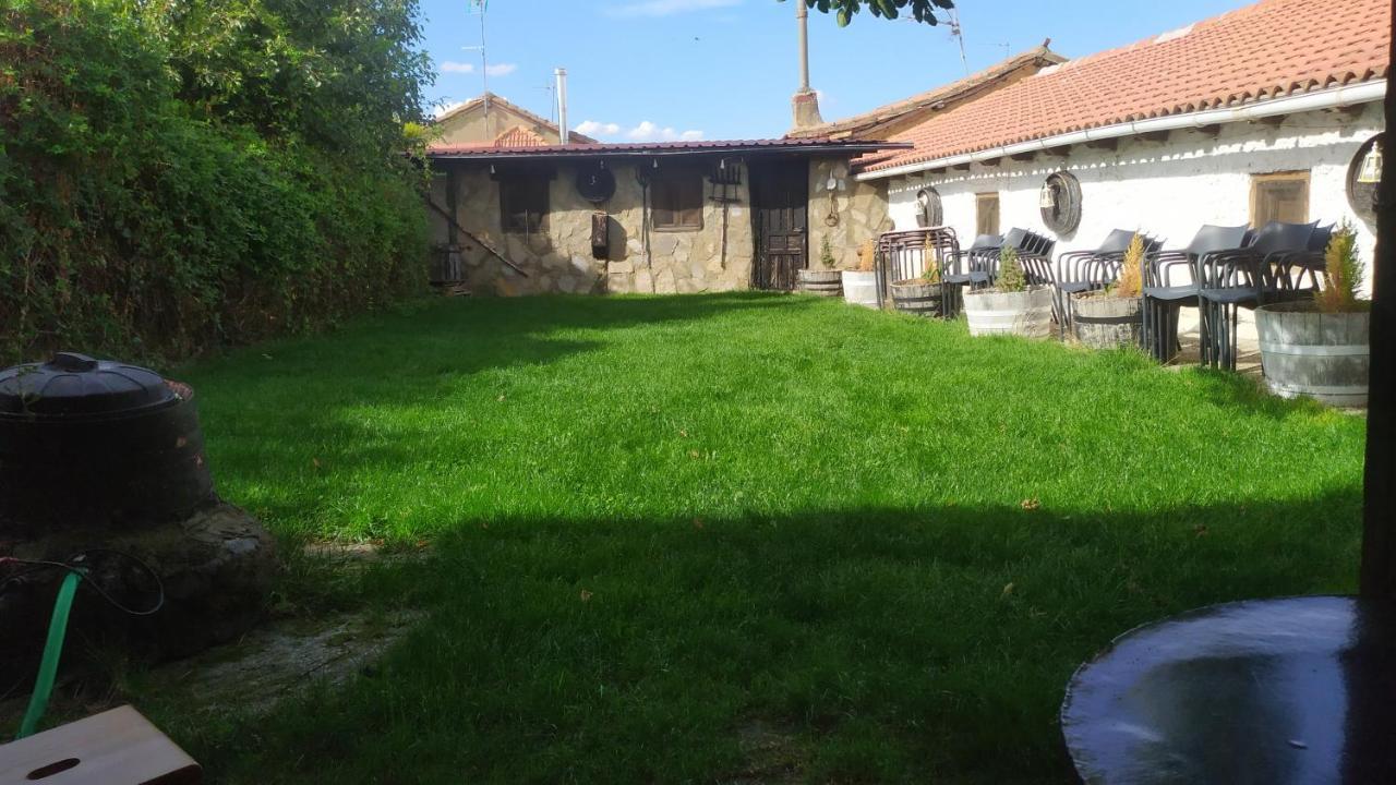 Villa Casa Juan à Santa Olaja de Eslonza Extérieur photo